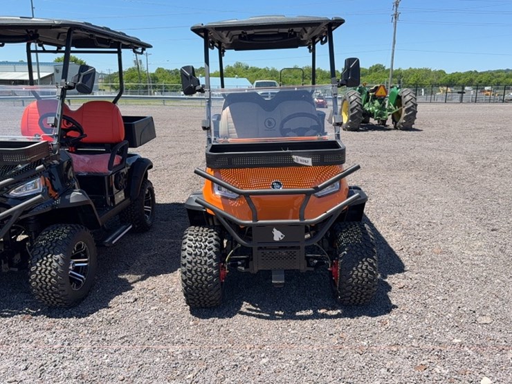 #3097-•-2026-wolverine-kb-g2-2h-electric-golf-cart-image-2
