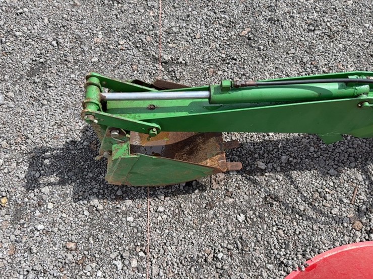 john-deere-7-image-2