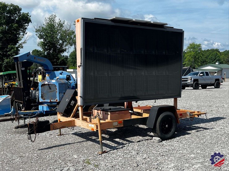 2005-precision-solar-controls-solar-message-center-s/a-tag-trailer-image-1