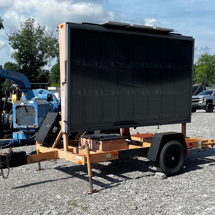 2005 Precision Solar Controls Solar Message Center S/A Tag Trailer