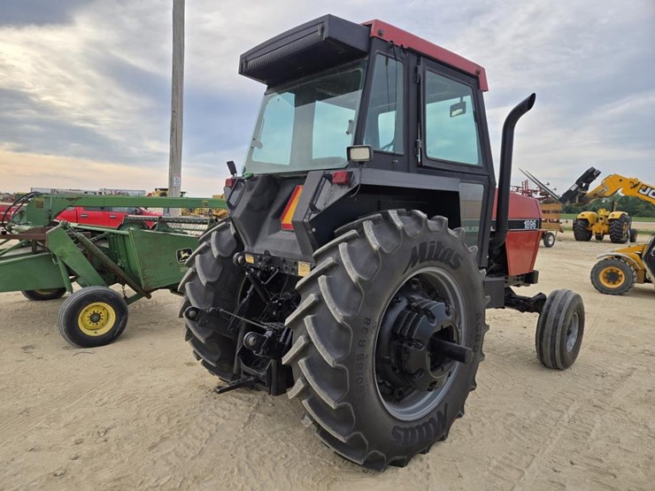 1989-case-ih-1896-image-9