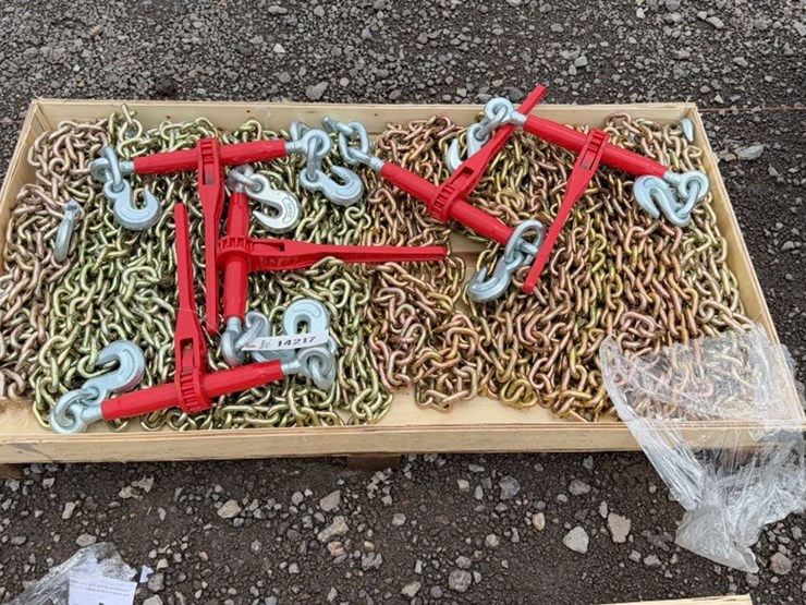 #6012-•-pallet-of-3/8-chains-and-binders-image-1