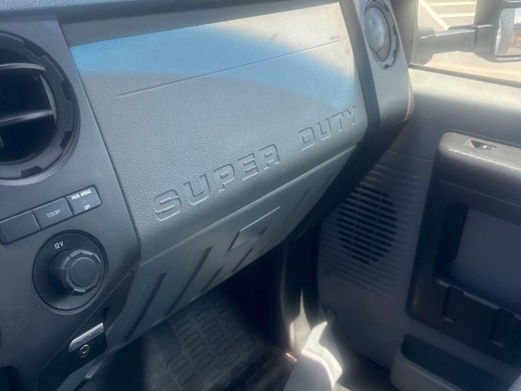 2015-ford-f350-image-28