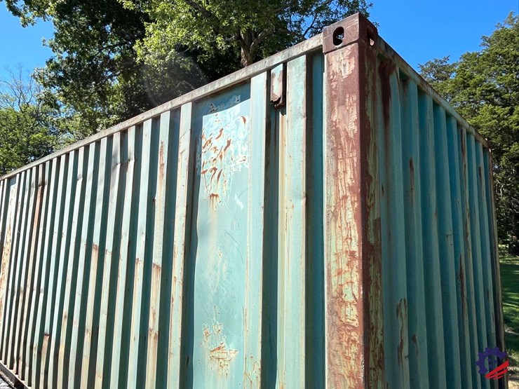 used-20’-storage-container-image-13