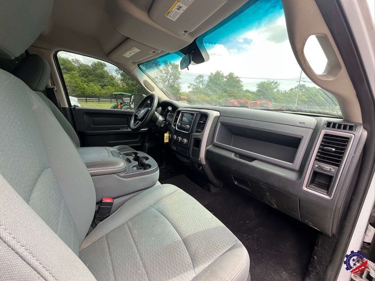 2014-dodge-1500-image-48