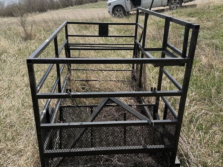 four-wheeler-calf-catcher-rolin-mfg.-image-4