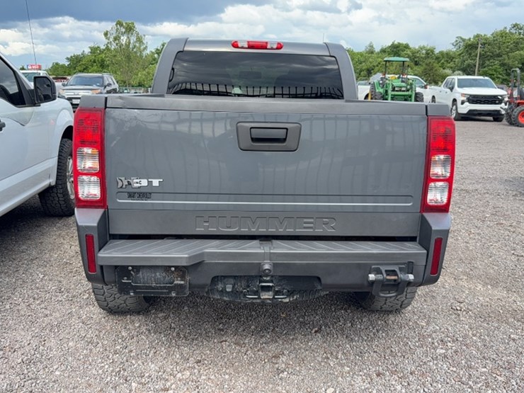 #3013-•-2009-hummer-h3t-pickup-truck-image-9