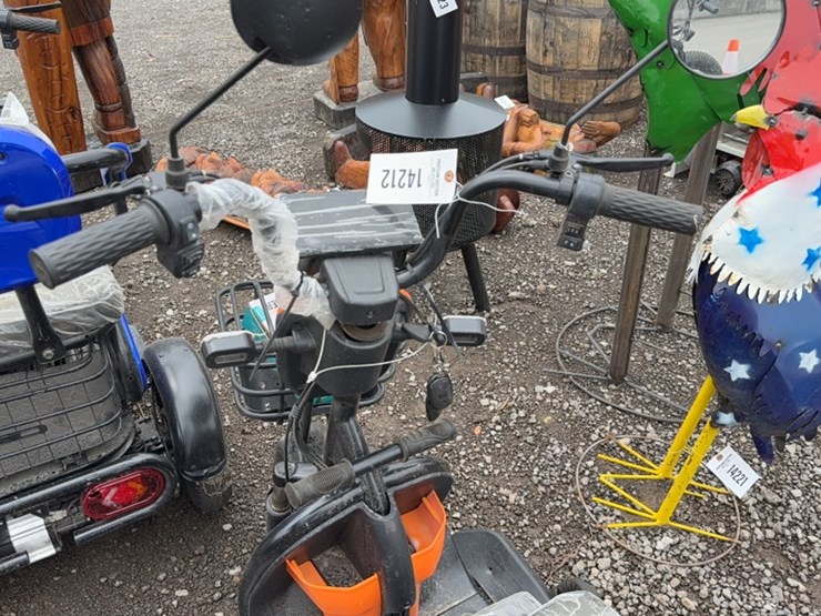 #6004-•-spirit-electric-scooter-image-3