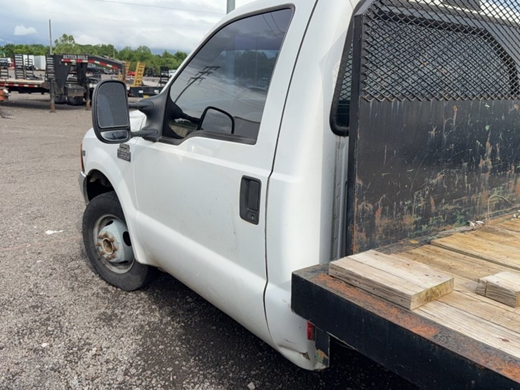 1999-ford-f350-image-14