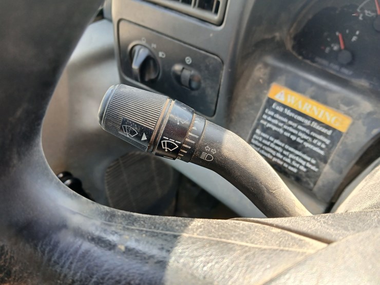 2003-ford-f550-image-48