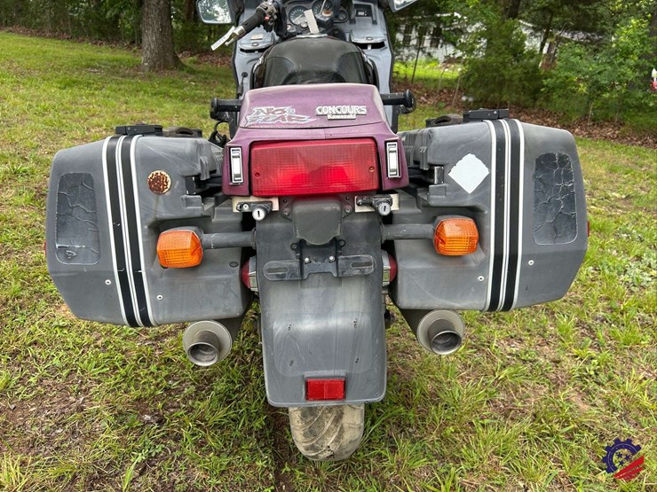 1995-kawasaki-concours-motorcycle-image-23