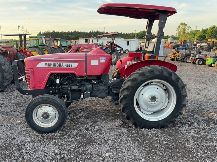 mahindra-4025-image-14