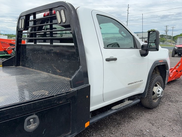 2021-gmc-3500-image-5