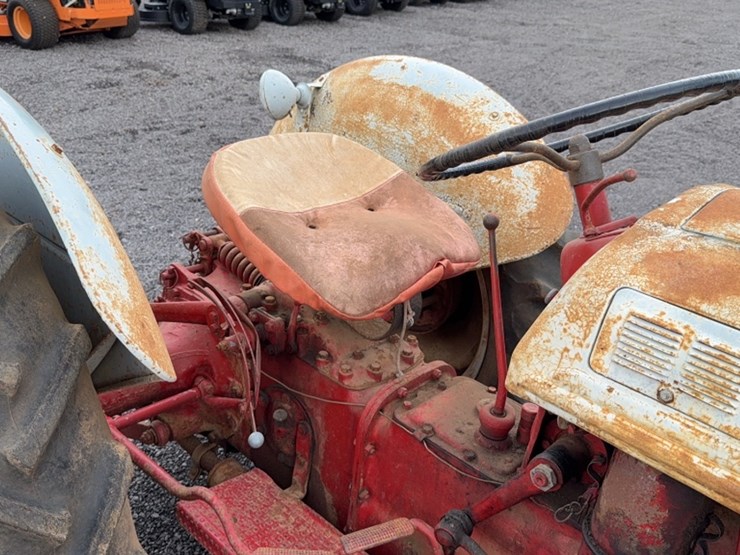 ford-tractor-image-7