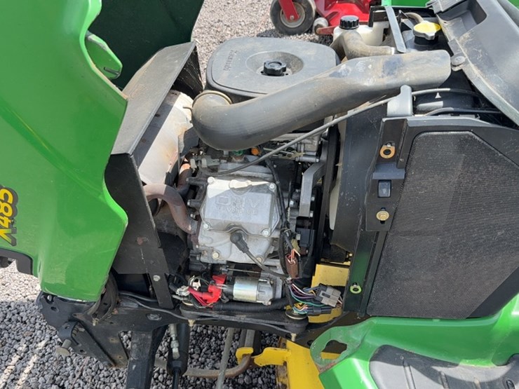 john-deere-x485-image-10
