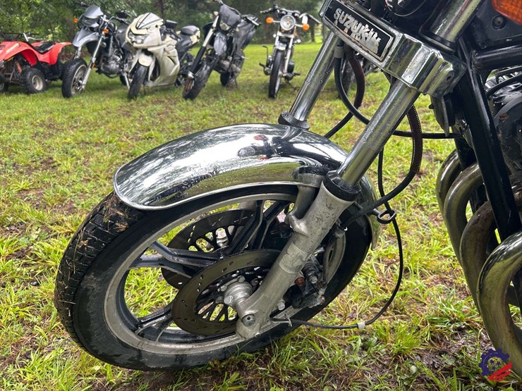 suzuki-gs1100gl-motorcycle-image-7