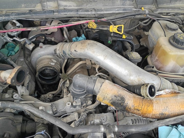 2011-ford-f550-image-21