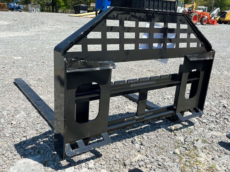 unused-2026-future-ft-dhc-skid-steer-forks---[skid-steer-attachments]-attachment-image-9