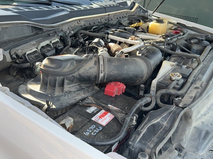 2019-ford-f550-image-31