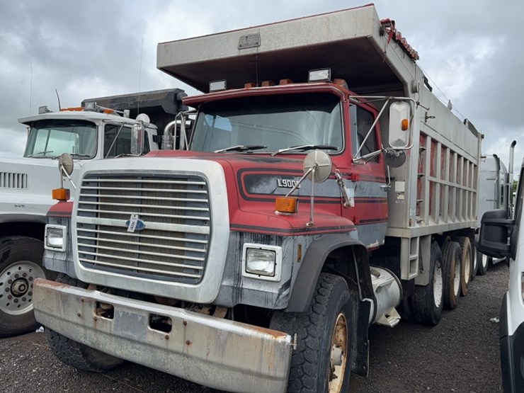1988-ford-l9000-image-3