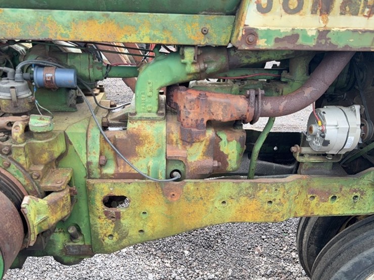 john-deere-720-image-6