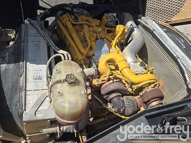 2023-deere-260e-image-25