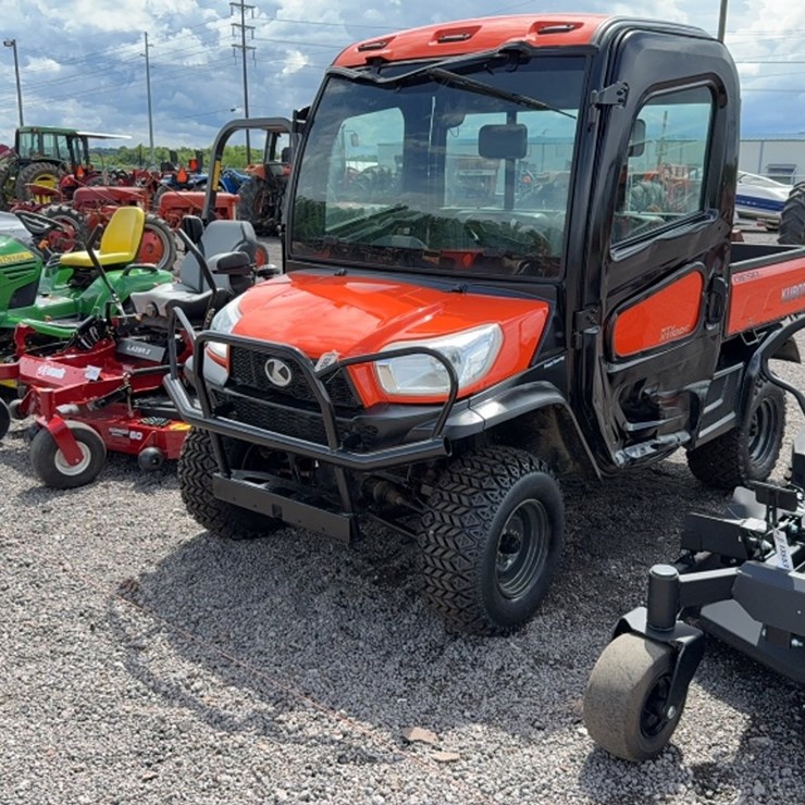 #3076 • KUBOTA X1100C UTV