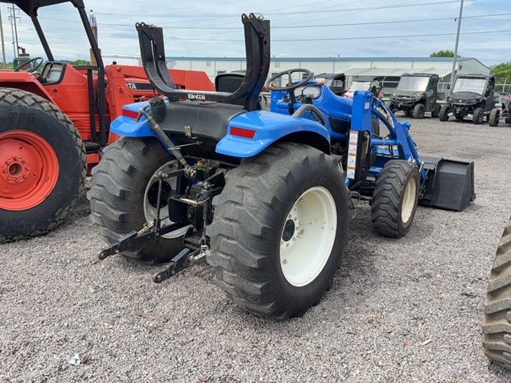 new-holland-tc40a-image-7