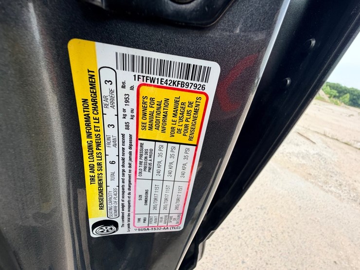 2019-ford-f150-image-46