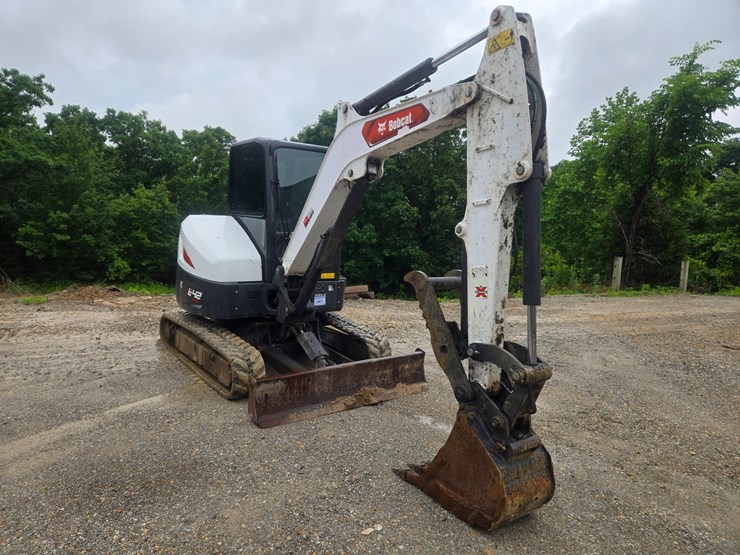 2022-bobcat-e42-image-14