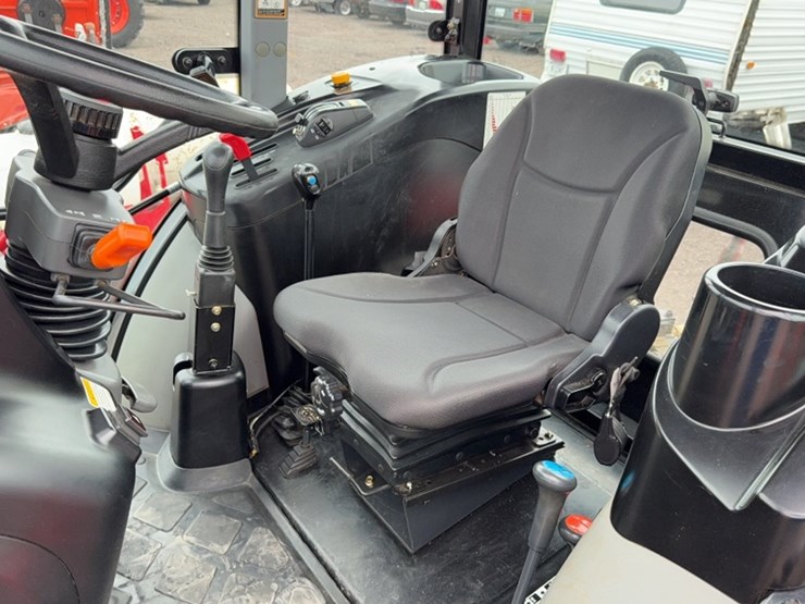 #3042-•-branson-7845-tractor-image-14