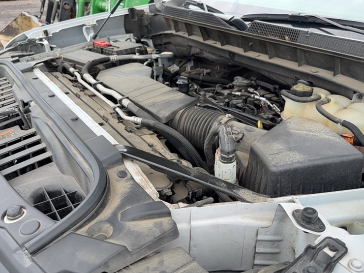 #3014-•-2022-chevy-silverado-pickup-truck-image-21