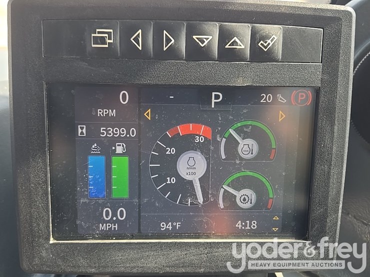 2023-deere-260e-image-55