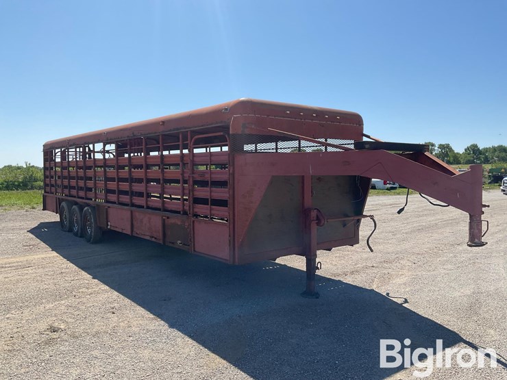1997-coose-30'-tri/a-livestock-trailer-image-3