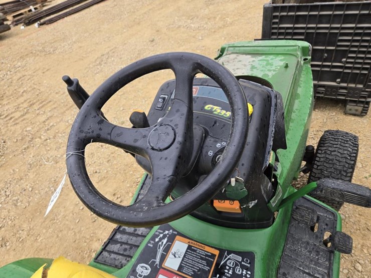 john-deere-235-image-7