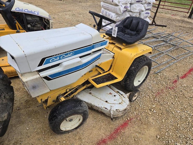 cub-cadet-1650-image-4