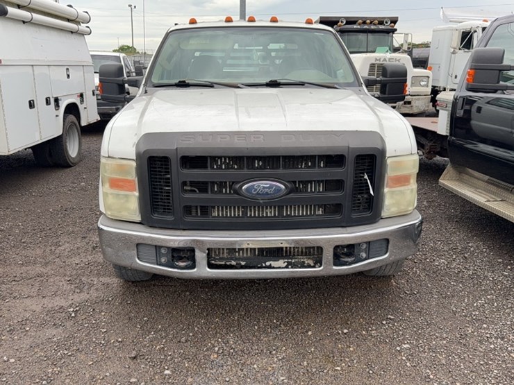 2008-ford-f350-image-2
