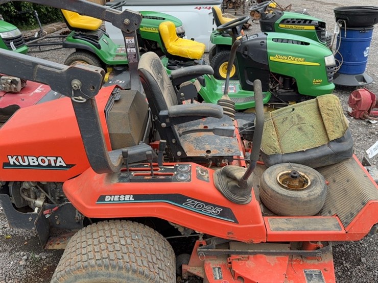 kubota-zd25-image-5