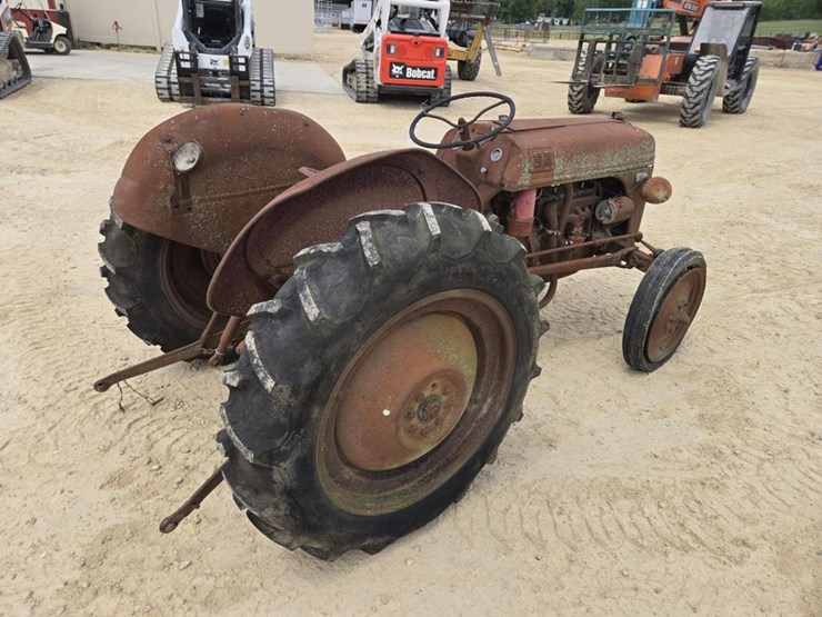 ford-8n-image-7
