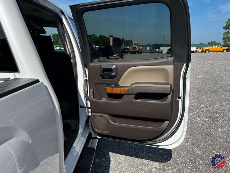 2018-gmc-sierra-z71-slt-truck-image-57