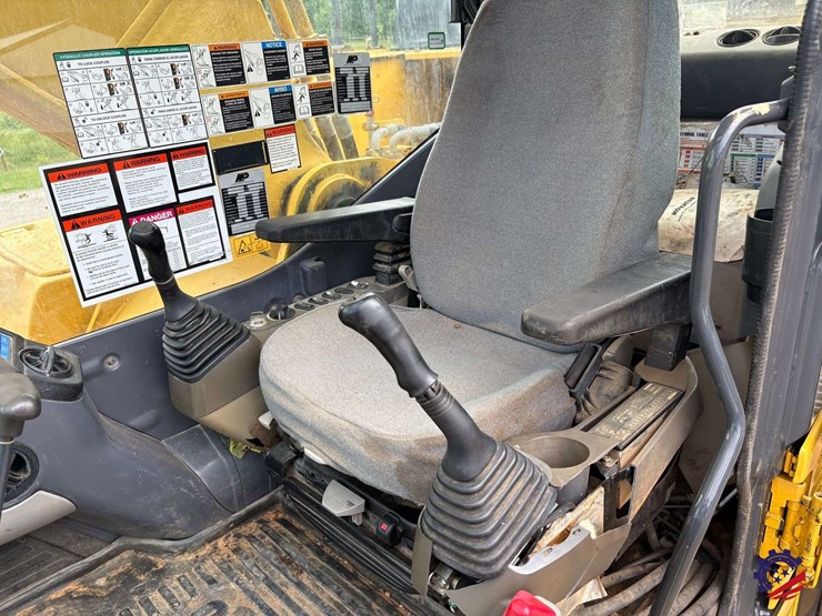2014-komatsu-pc360-lc-10-image-98