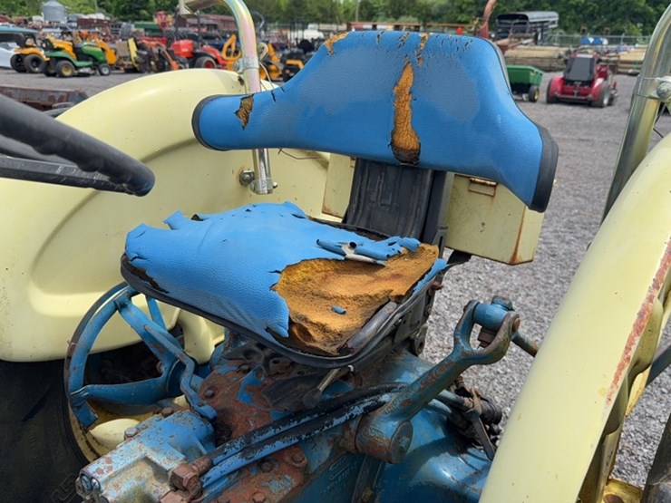 ford-tractor-image-17