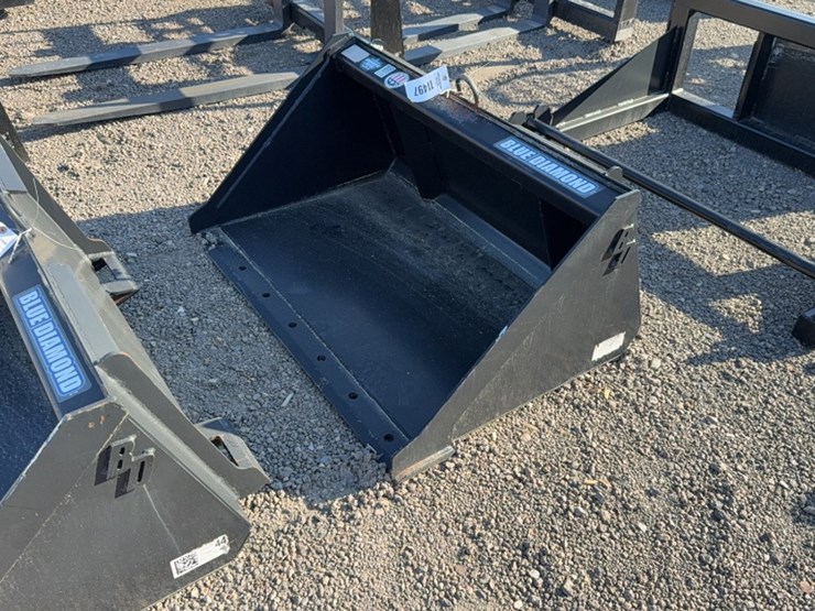 #2049-•-blue-diamond-44"-mini-skid-steer-smooth-bucket-image-2