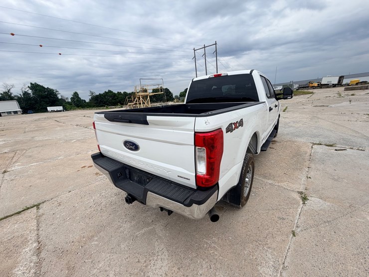 2019-ford-f250-image-9