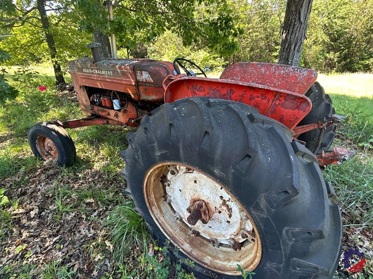(inop)-allis-chalmers-farm-tractor-image-1