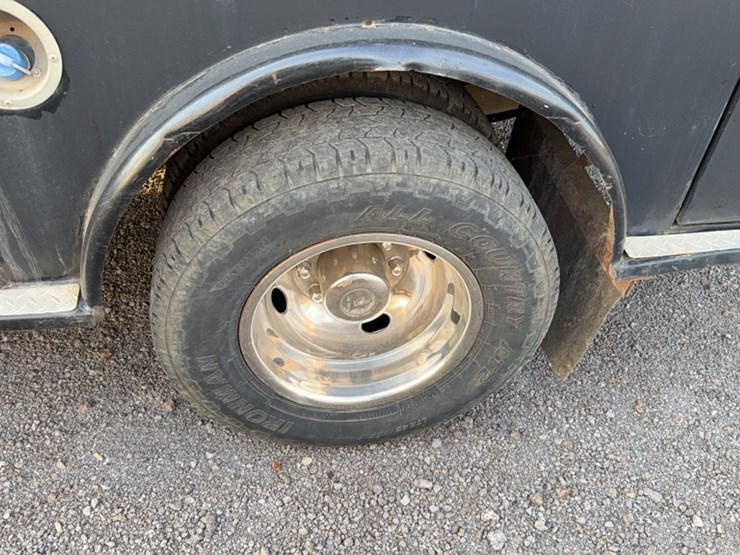 2012-ford-f350-image-14