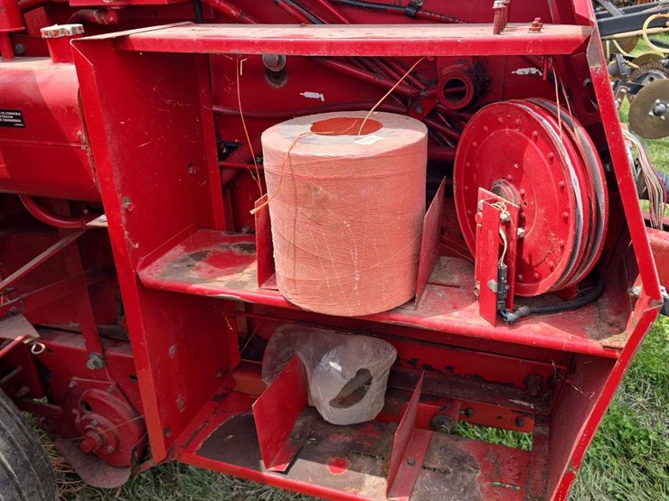 2025-case-ih-8465-image-11