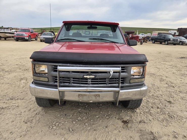 2000-chevrolet-3500-image-20