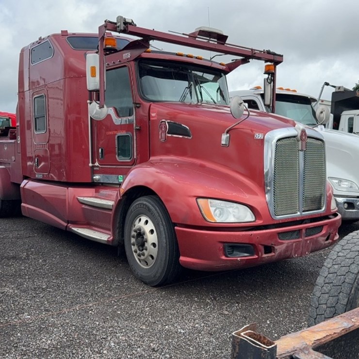 2014 KENWORTH T660
