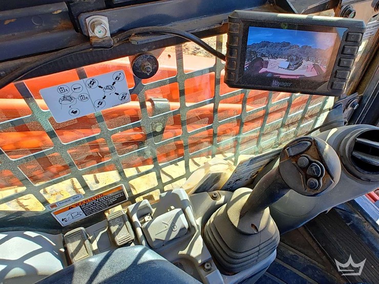 2023-kubota-svl97-2-image-23